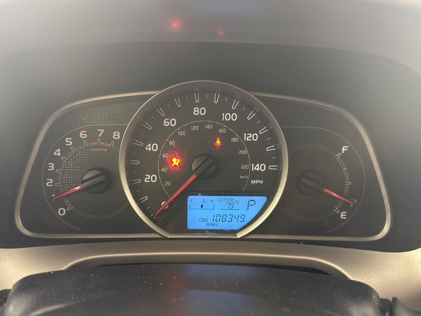 Used 2013 Toyota RAV4 LE AWD/4WD image 6