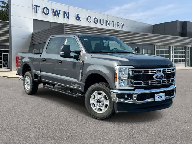New 2026 Ford F250 XLT w/ FX4 Off-Road Package AWD/4WD image 1