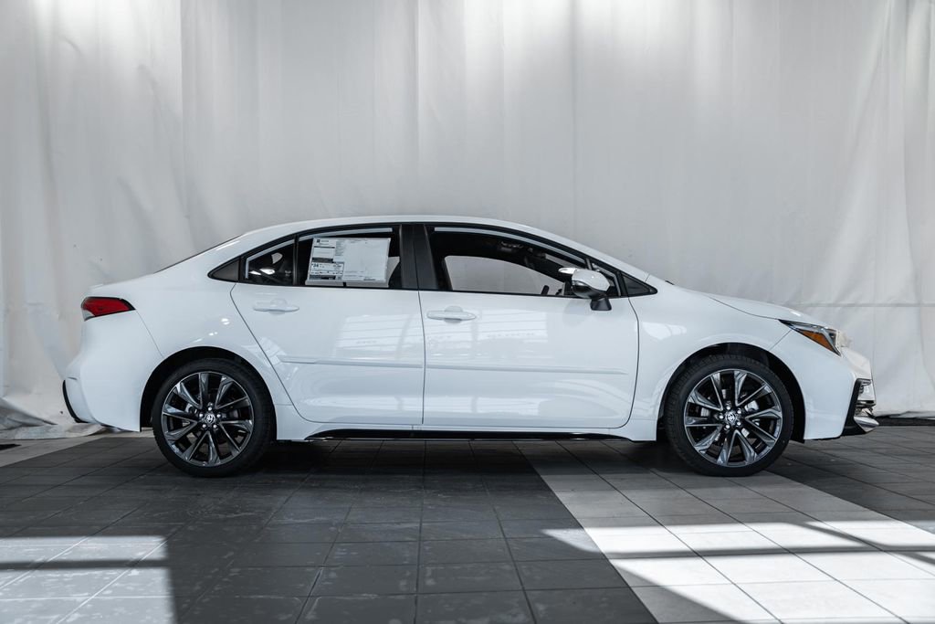 New 2026 Toyota Corolla SE image 3