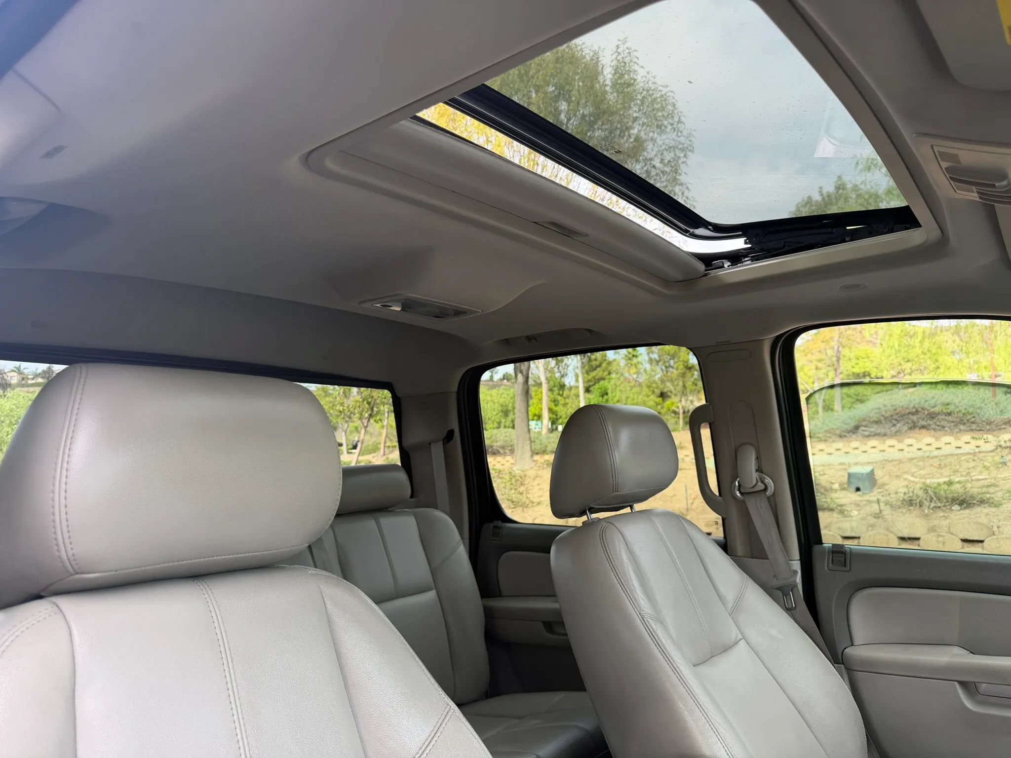 Used 2011 Chevrolet Silverado 1500 LTZ w/ Max Trailering Pack AWD/4WD image 25