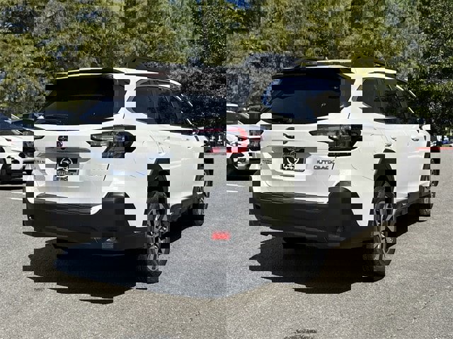 New 2025 Subaru Outback Premium image 3