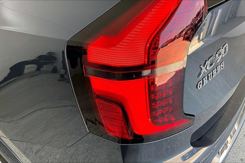 New 2026 Volvo XC90 B5 Plus AWD/4WD image 39