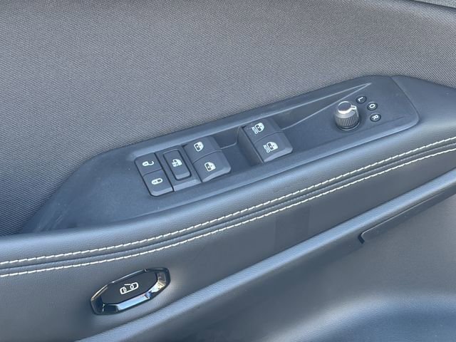 New 2026 Jeep Cherokee Laredo image 16