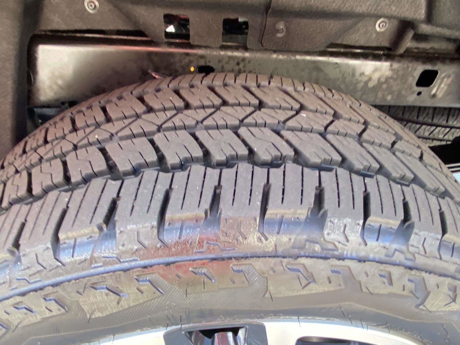 Used 2024 Chevrolet Colorado Z71 w/ Z71 Convenience Package 2 image 22