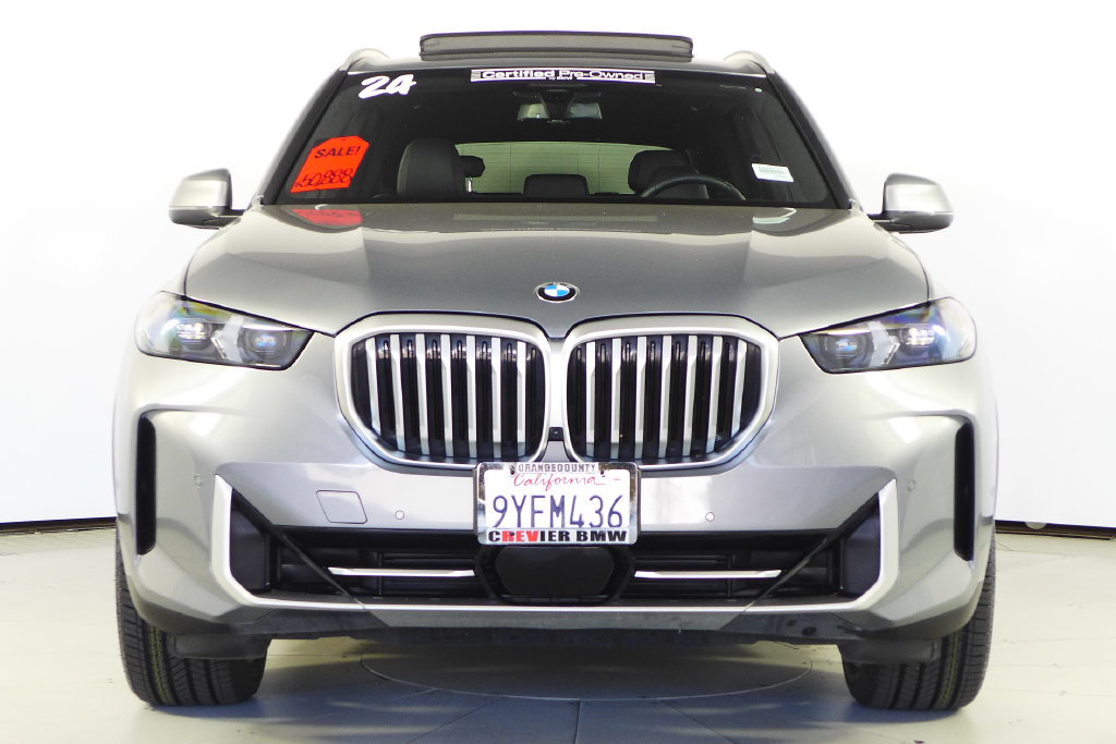 Certified 2024 BMW X5 xDrive40i w/ Parking Assistance Package AWD/4WD image 3