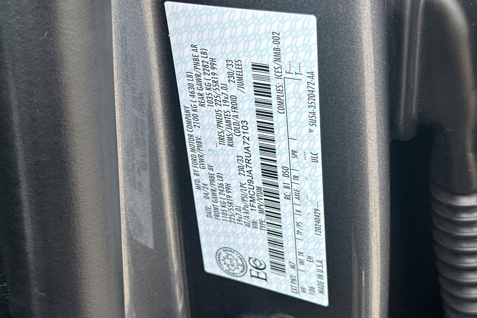 Used 2024 Ford Escape Platinum AWD/4WD image 29