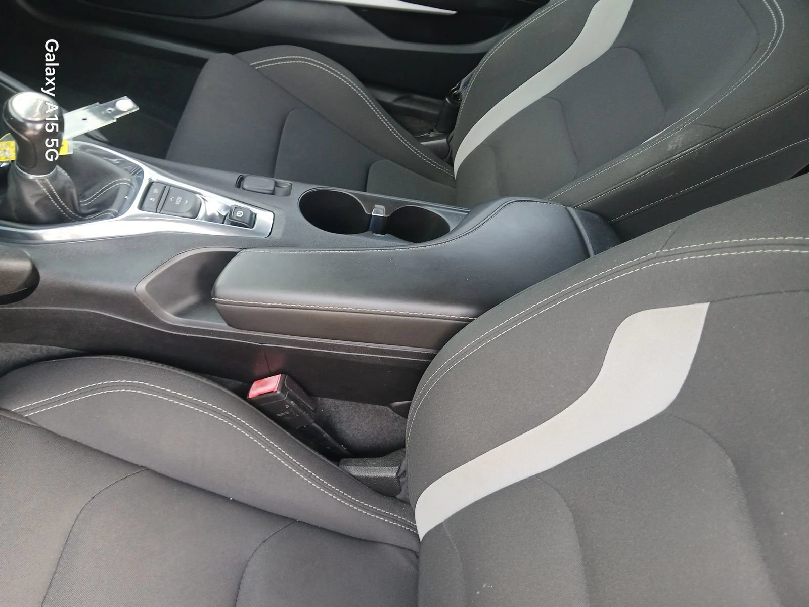 Used 2018 Chevrolet Camaro LS RWD image 8