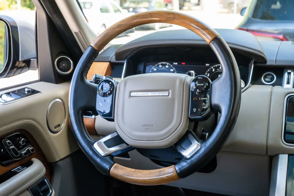 Used 2019 Land Rover Range Rover HSE image 25