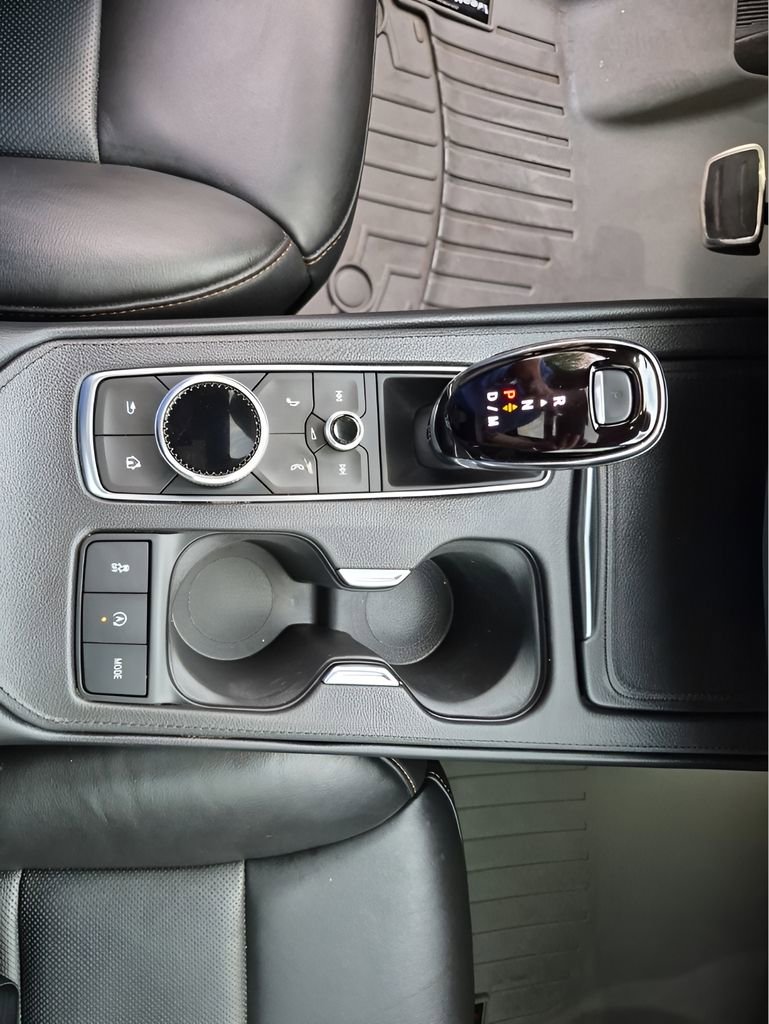 Used 2023 Cadillac XT4 Sport image 40