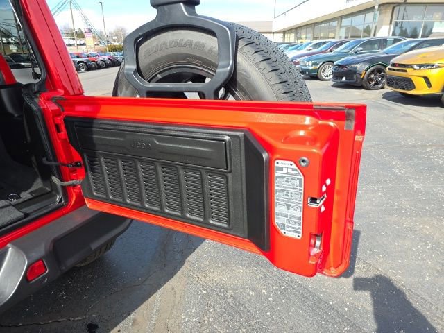 Used 2025 Jeep Wrangler Sahara 4xe w/ Safety Group image 64
