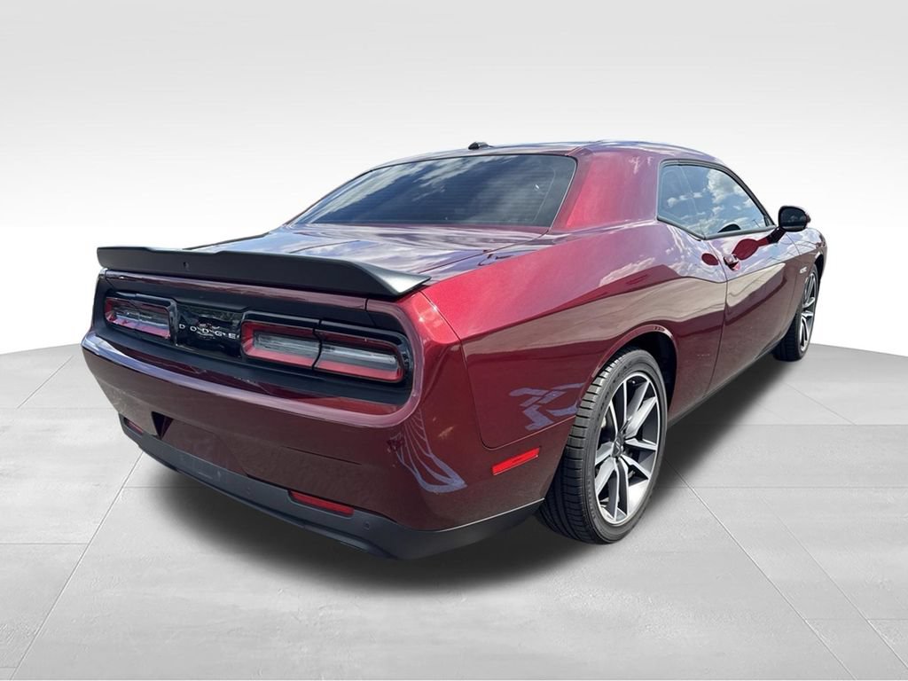 Used 2023 Dodge Challenger R/T RWD image 4