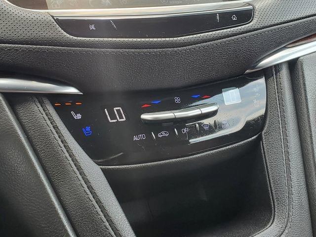 Used 2024 Cadillac XT5 Premium Luxury w/ LPO, Floor Liner Package FWD image 23