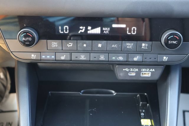 Certified 2026 Subaru Outback Touring AWD/4WD image 12