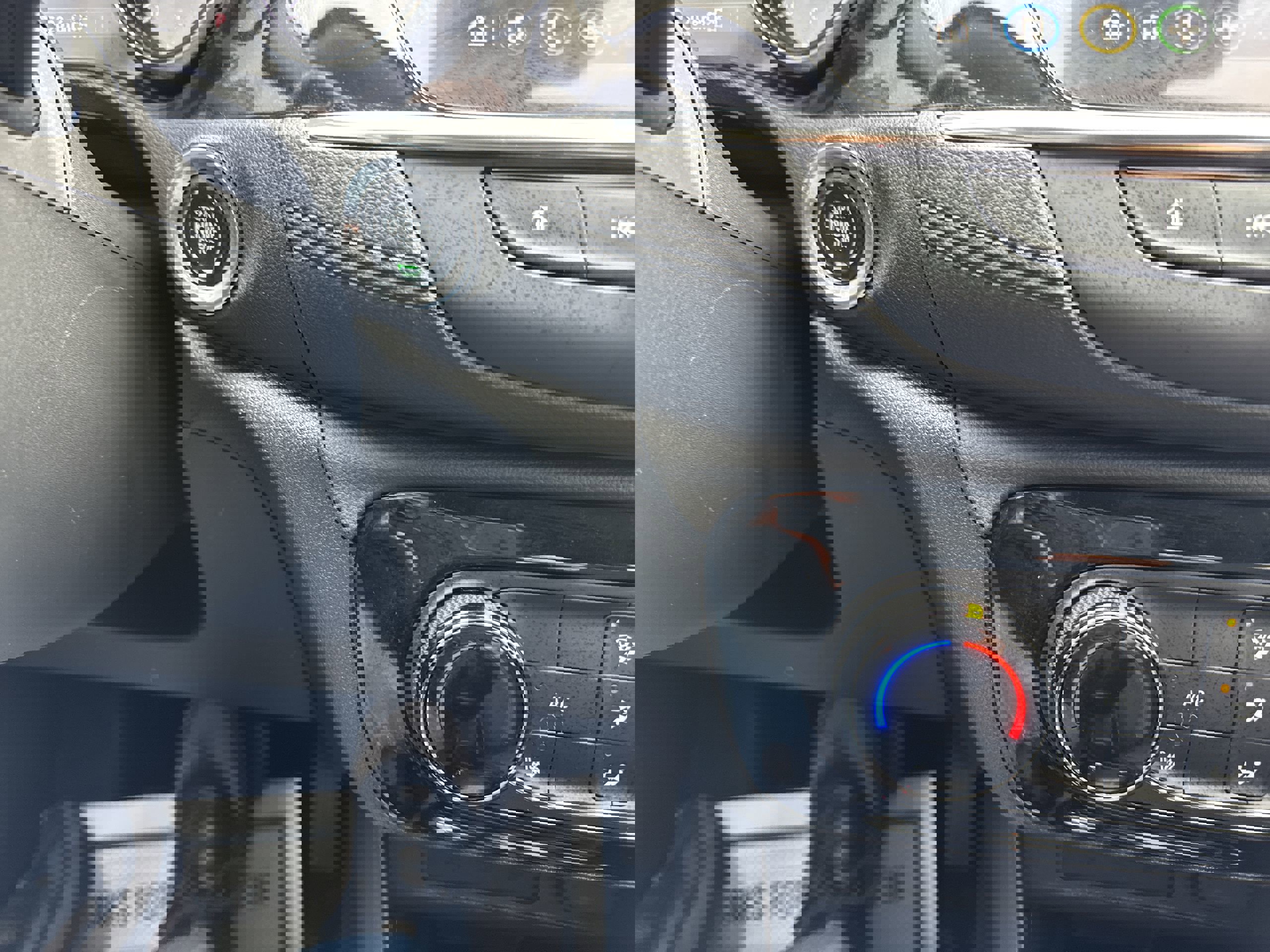 Used 2023 Buick Encore GX Preferred w/ Cold Weather Comfort Package image 17