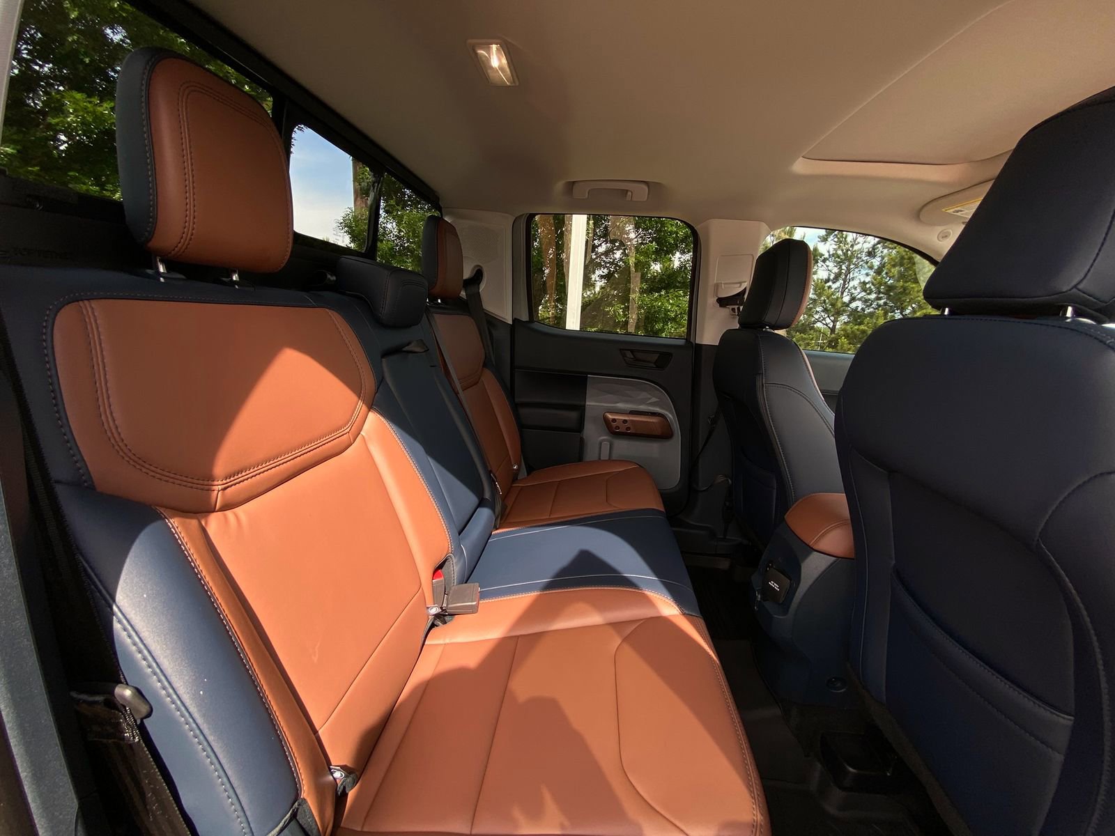 Used 2024 Ford Maverick Lariat image 36