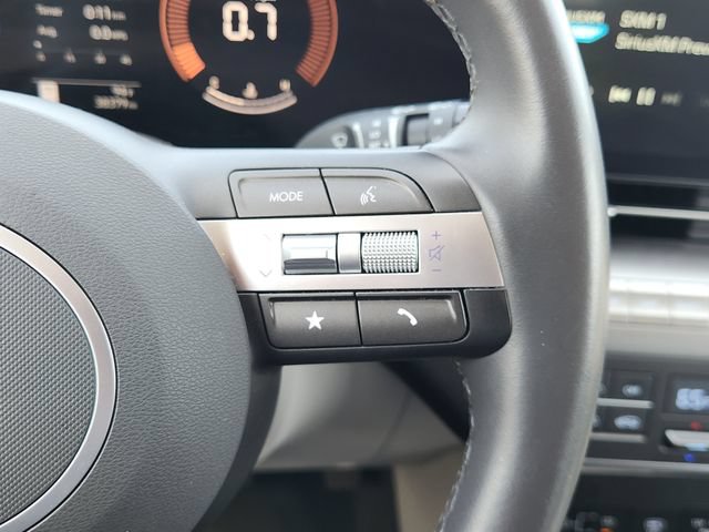 Used 2025 Hyundai Kona SEL AWD/4WD image 29