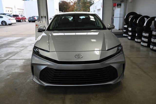 New 2026 Toyota Camry LE image 2