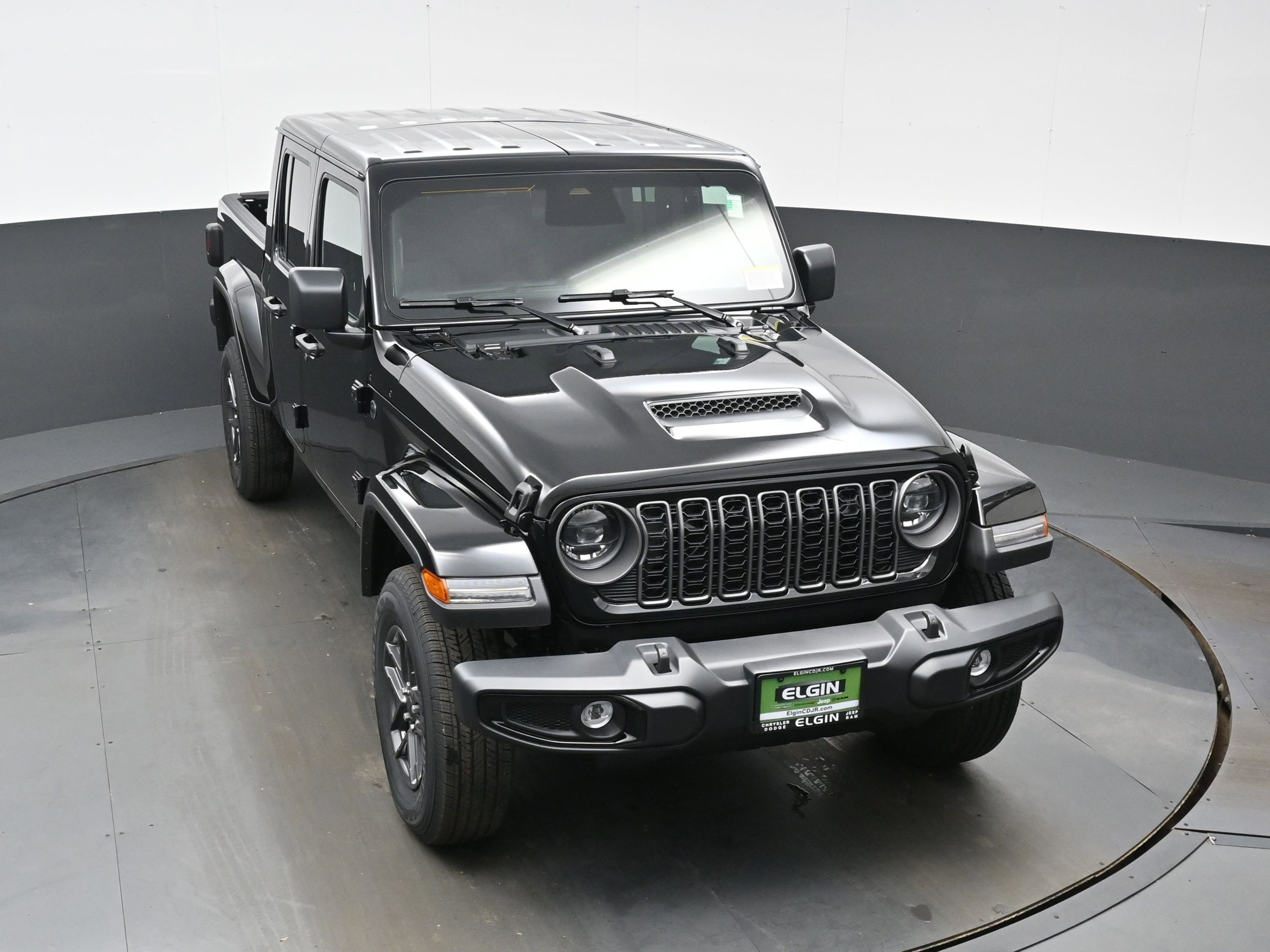 New 2026 Jeep Gladiator Sport image 25