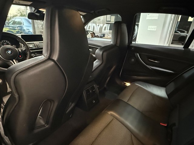 Used 2018 BMW M3 RWD image 19