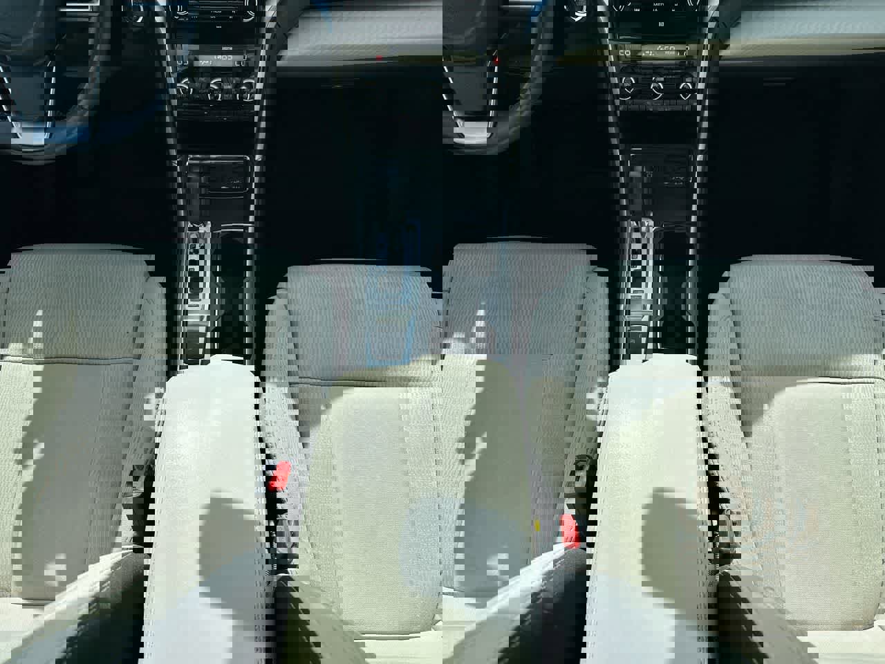 Used 2019 Subaru Ascent Premium image 31