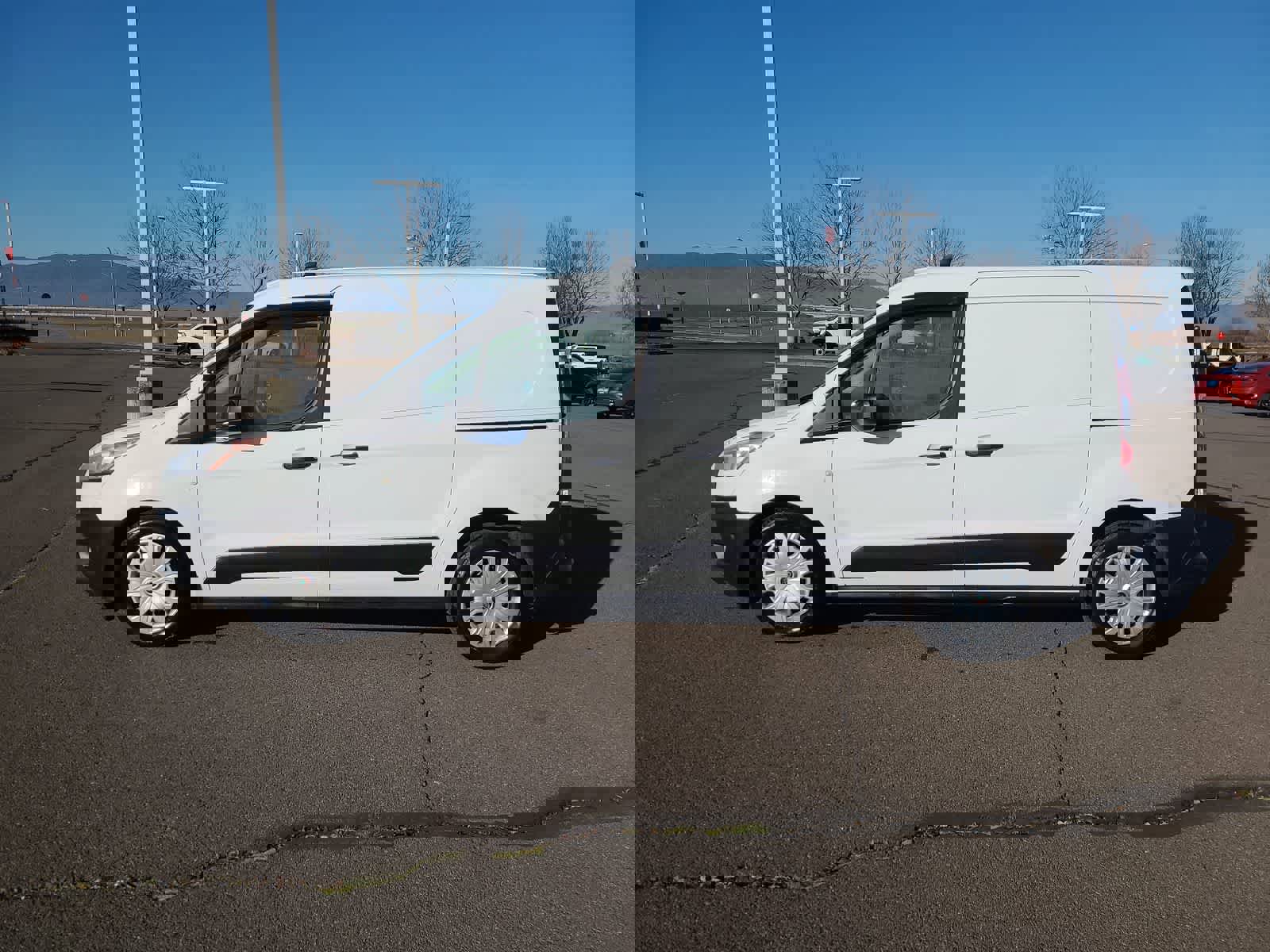 Used 2020 Ford Transit Connect XL image 11