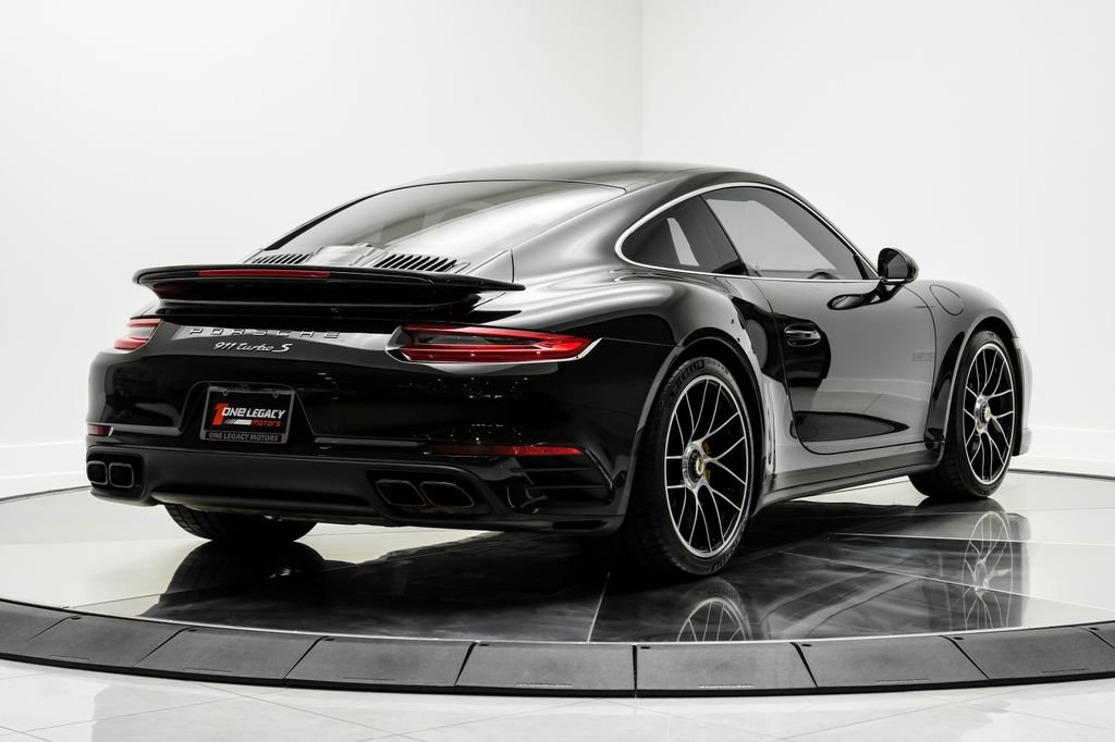 Used 2018 Porsche 911 Turbo image 5