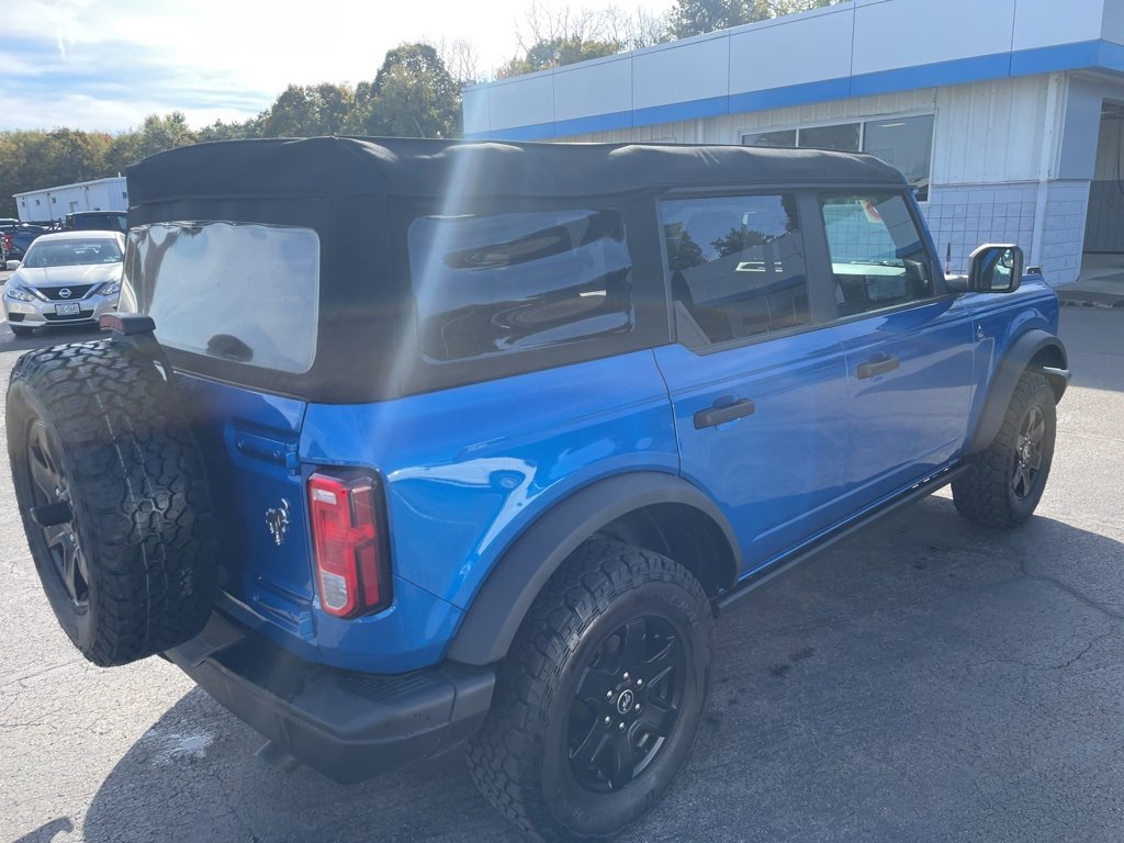 Used 2023 Ford Bronco Black Diamond image 12