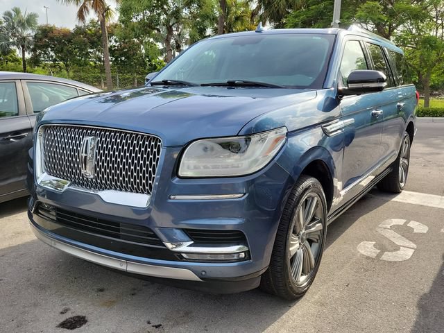 Used 2018 Lincoln Navigator L Reserve AWD/4WD image 3