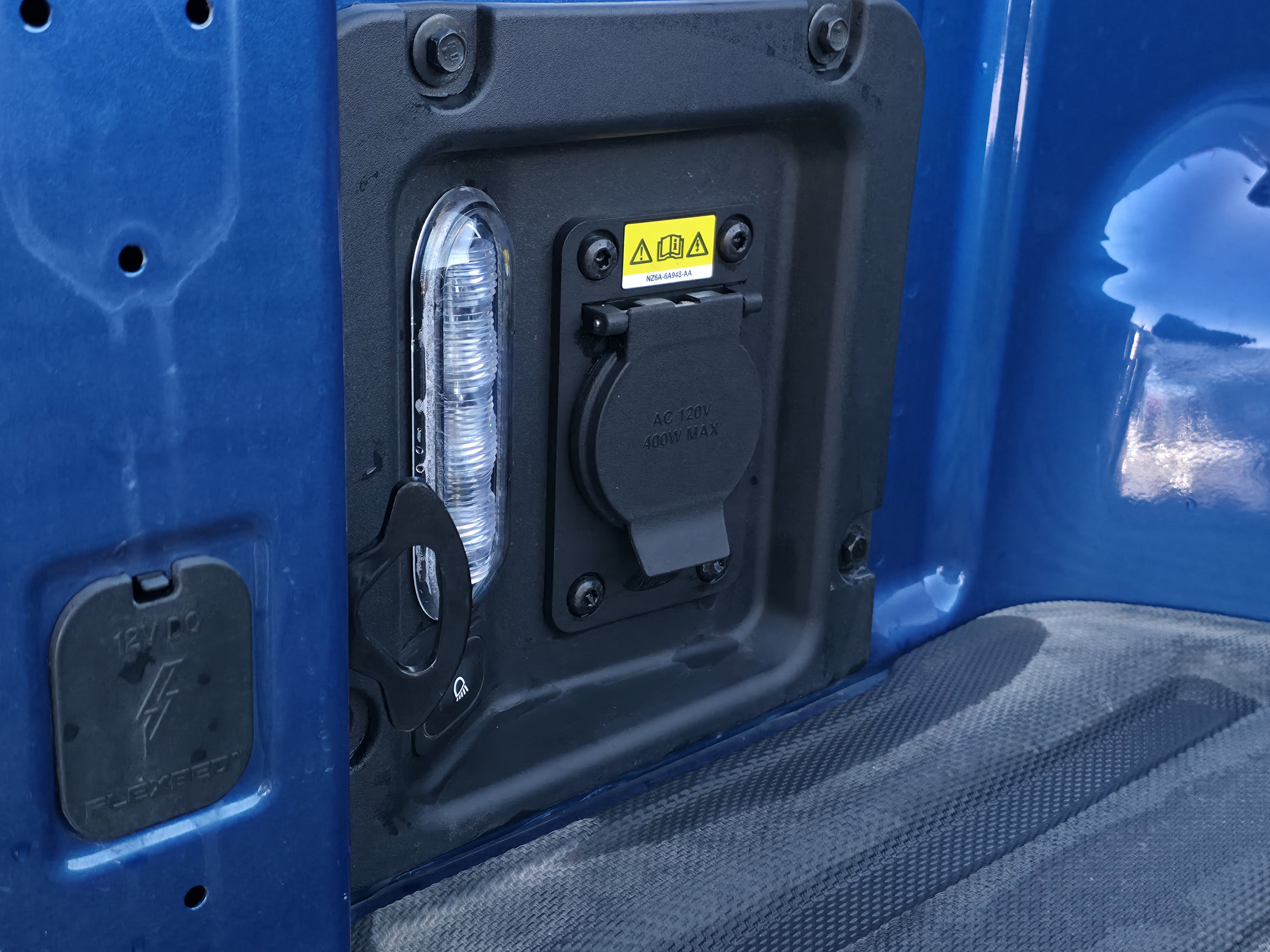 Used 2023 Ford Maverick XLT w/ Equipment Group 300A Standard image 8