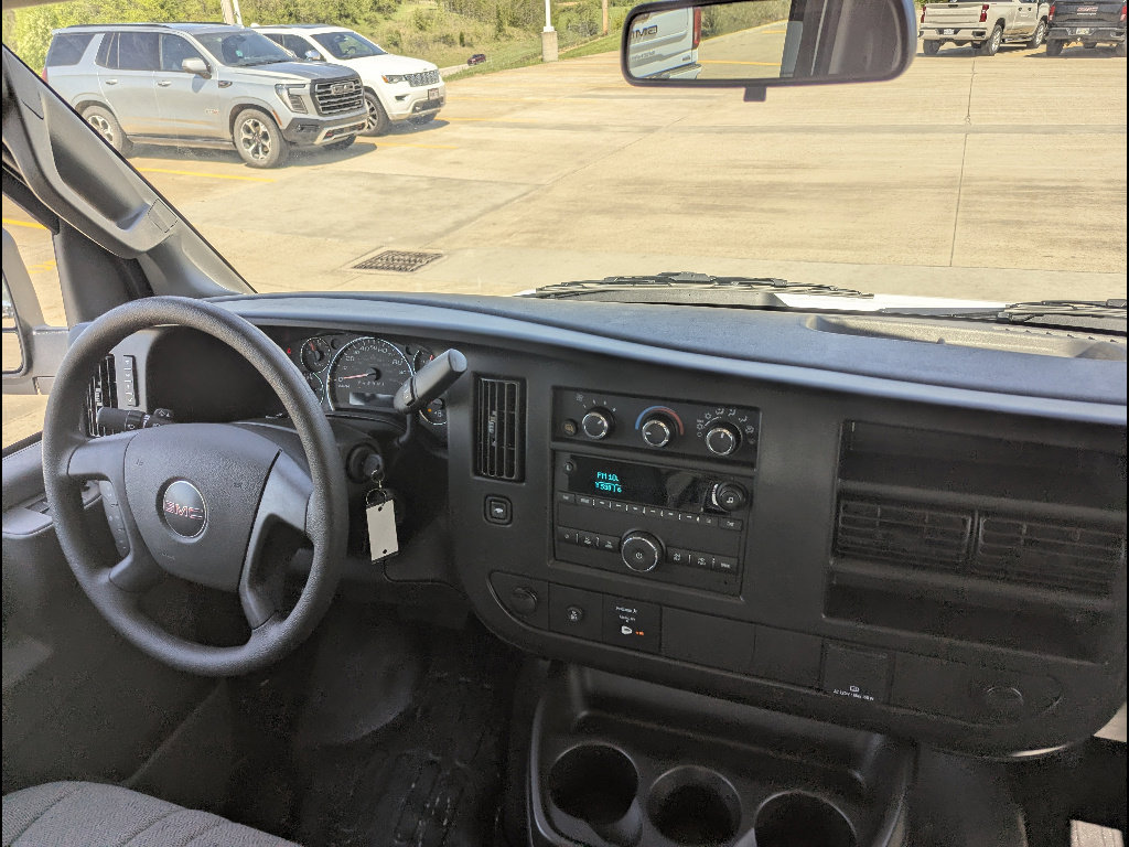New 2026 GMC Savana 2500 w/ Enhanced Convenience Package RWD image 17