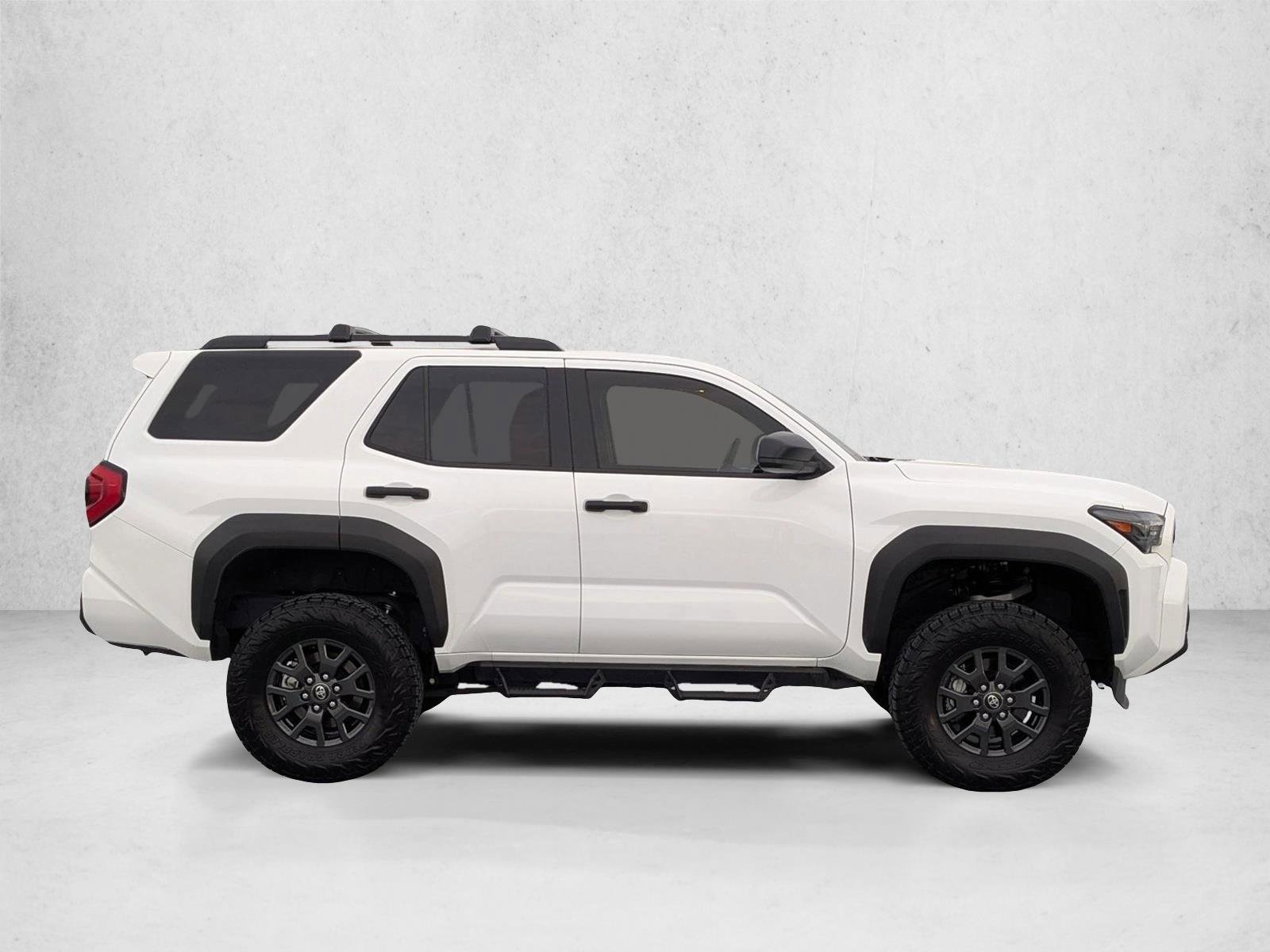 Used 2025 Toyota 4Runner SR5 AWD/4WD image 4