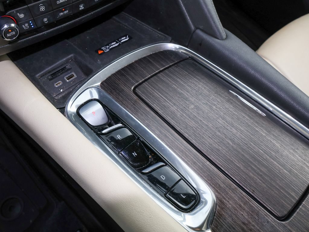 Used 2023 Buick Enclave Avenir w/ LPO, Floor Liner Package FWD image 24