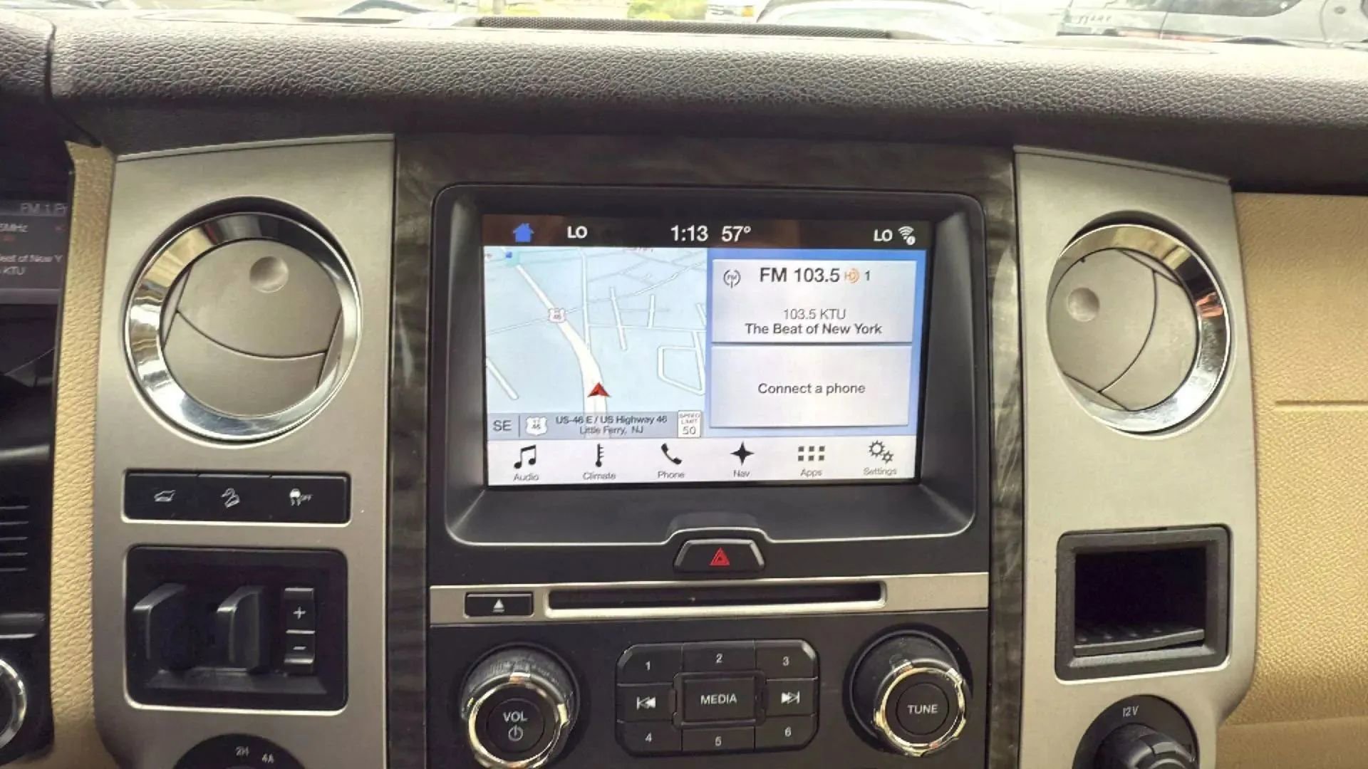 Used 2017 Ford Expedition Limited image 17