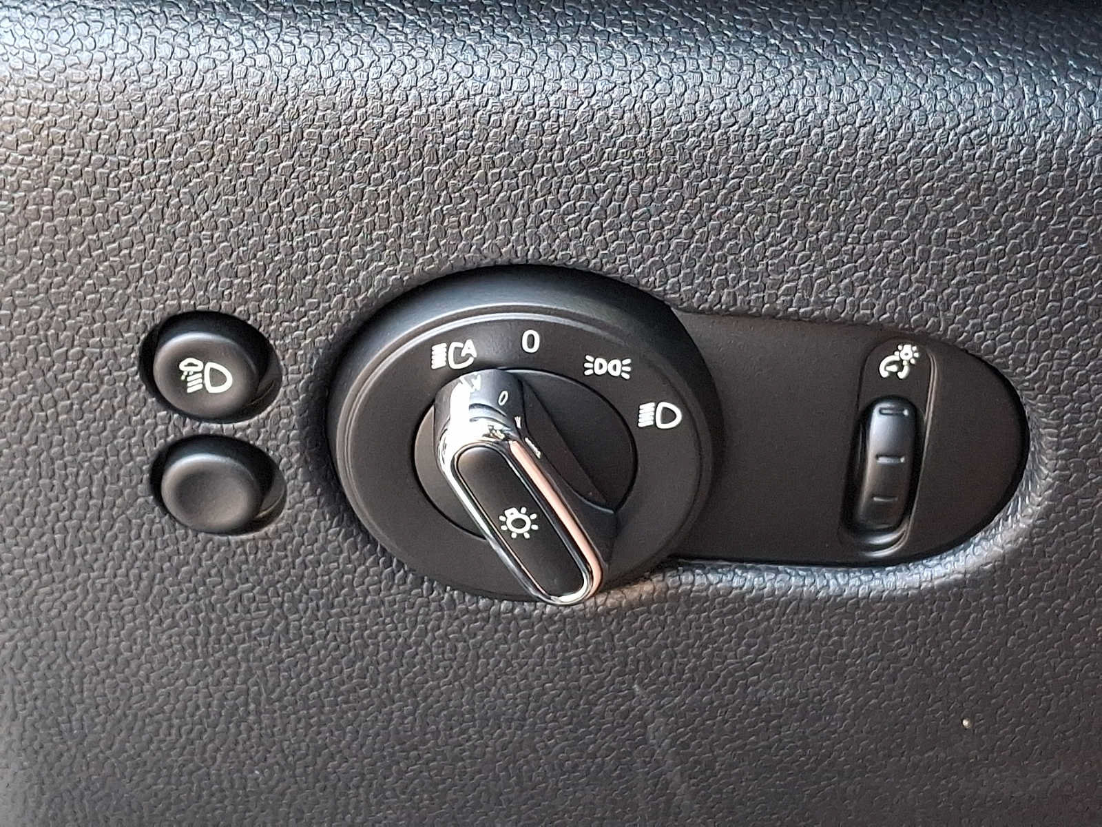Used 2024 MINI Cooper S FWD image 23