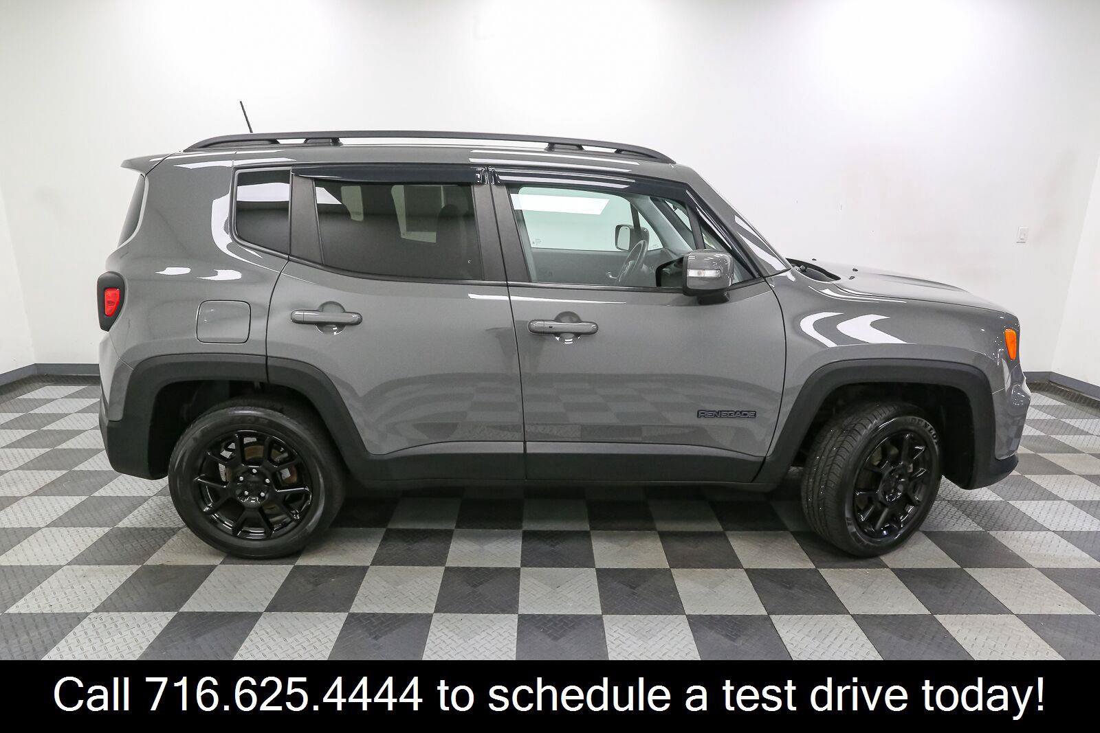 Used 2020 Jeep Renegade Altitude AWD/4WD image 8