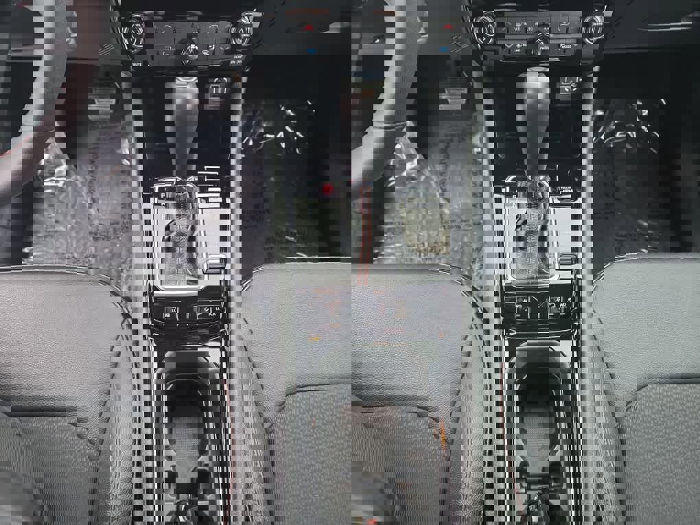 Used 2024 Jeep Compass Trailhawk image 16