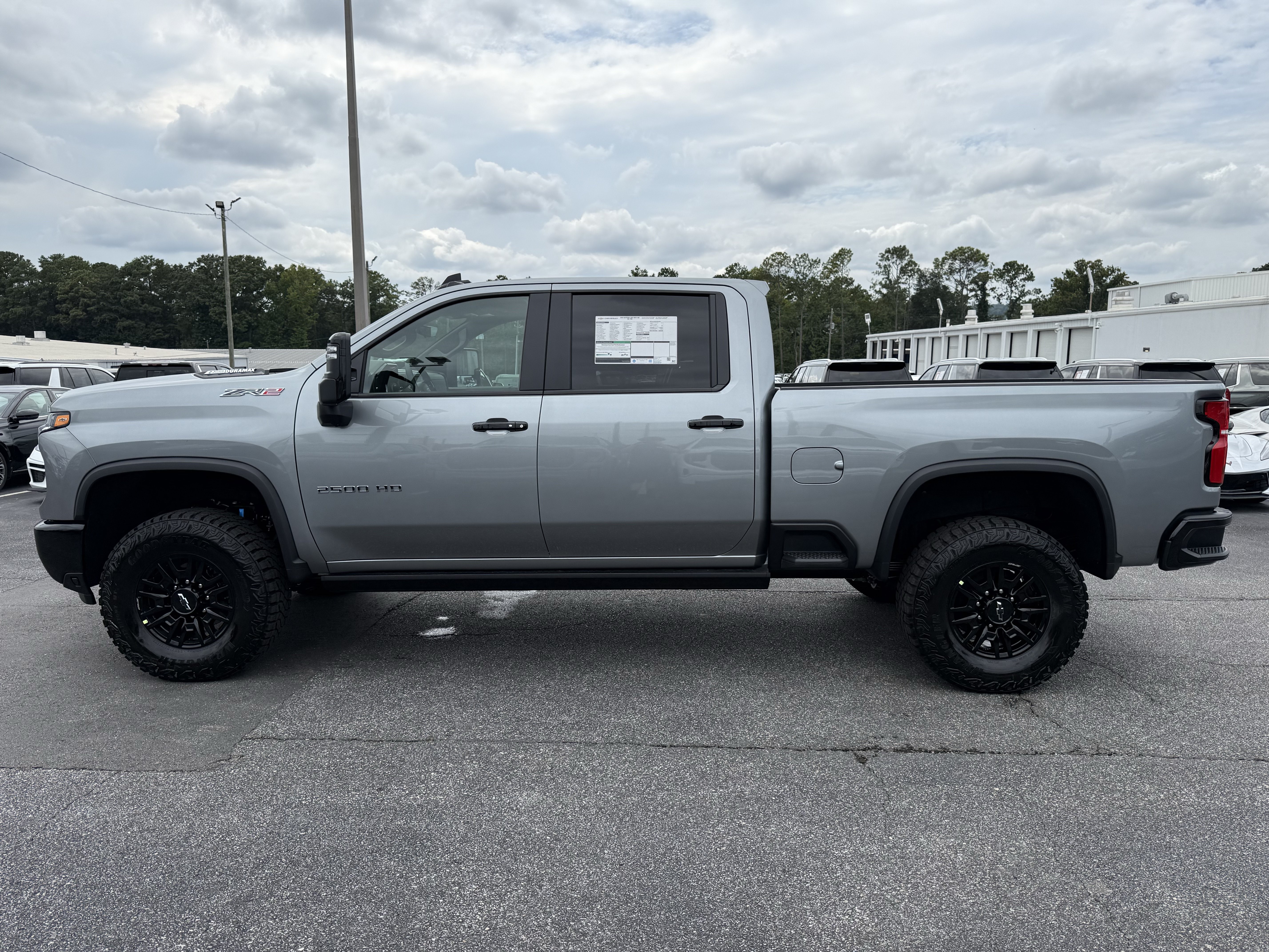 New 2026 Chevrolet Silverado 2500 ZR2 AWD/4WD image 7