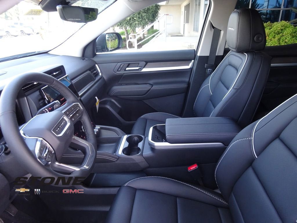 New 2026 GMC Terrain Denali AWD/4WD image 13