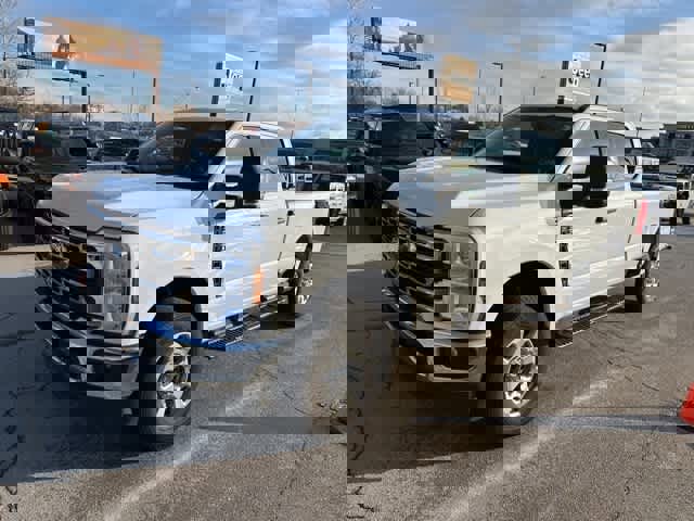 Used 2024 Ford F250 XLT image 11