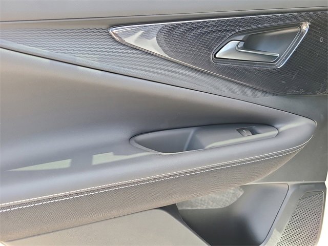 New 2025 Chevrolet Blazer EV LT image 16