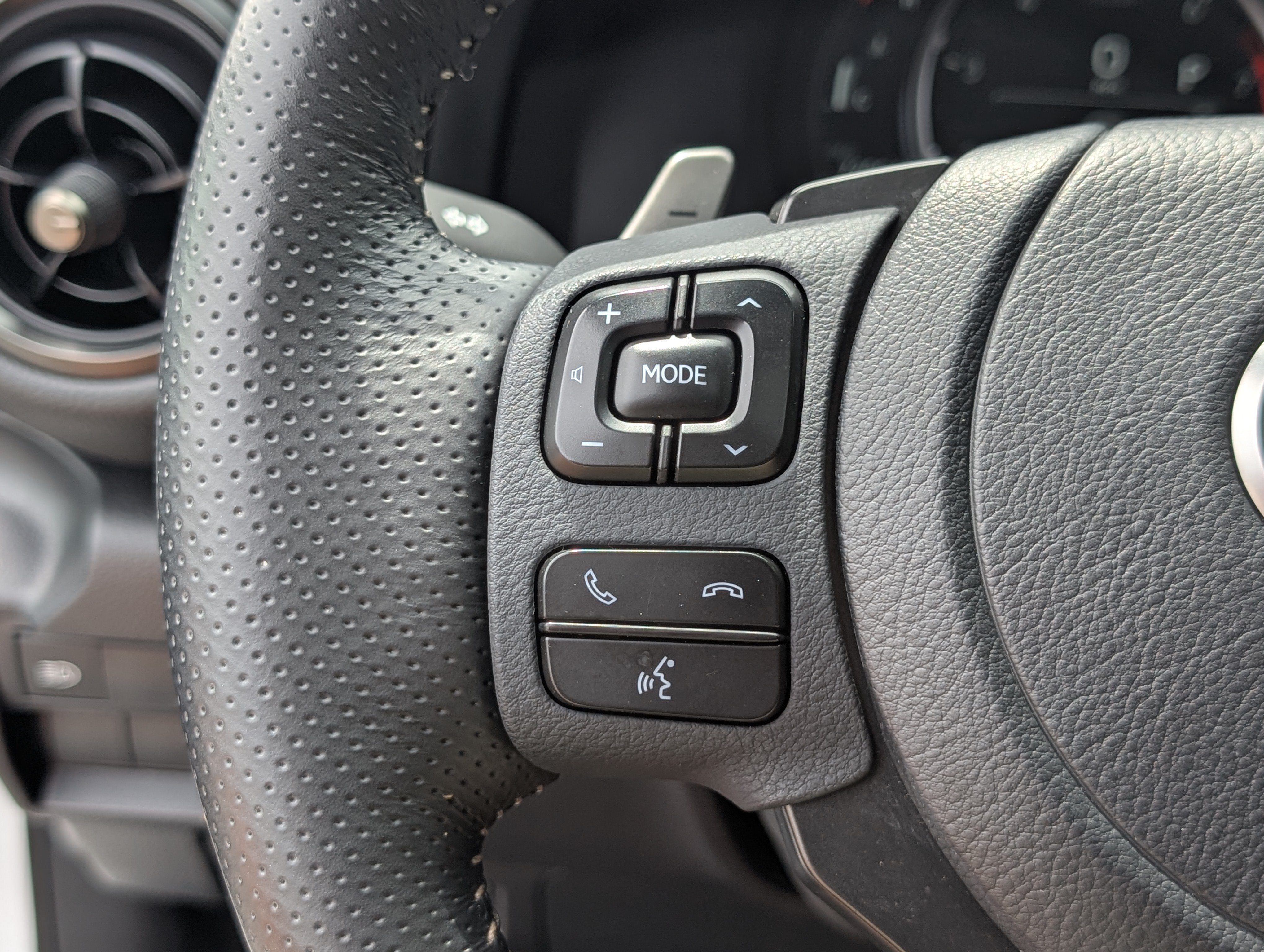 Used 2023 Lexus IS 350 F Sport w/ Memory Package AWD/4WD image 23