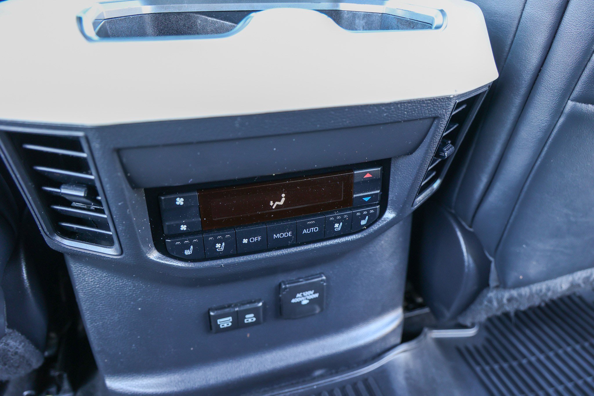 Used 2023 Toyota Sequoia Capstone image 37