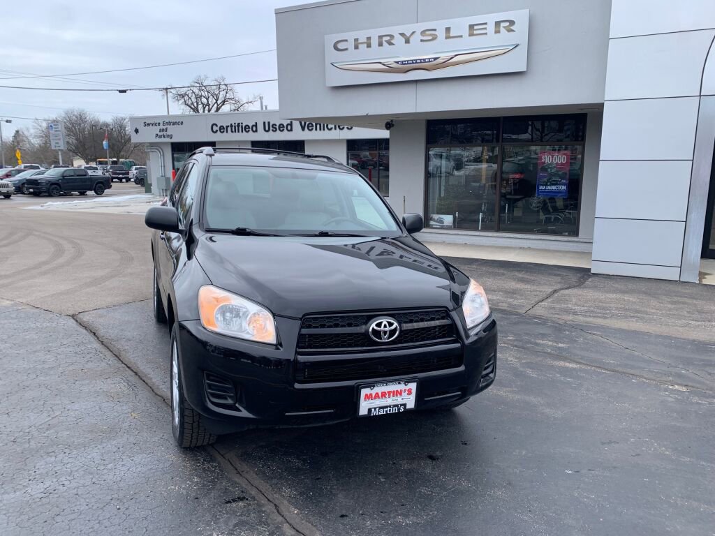 Used 2012 Toyota RAV4 4WD w/ Upgrade Value Pkg image 2