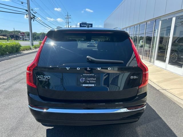 Certified 2025 Volvo XC90 B5 Core w/ Climate Package AWD/4WD image 4