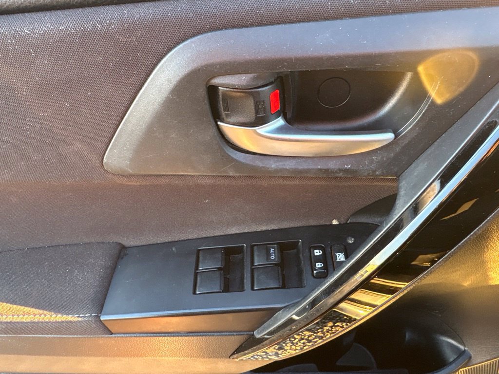 Used 2017 Toyota Corolla iM w/ All-Weather Mat Package FWD image 15