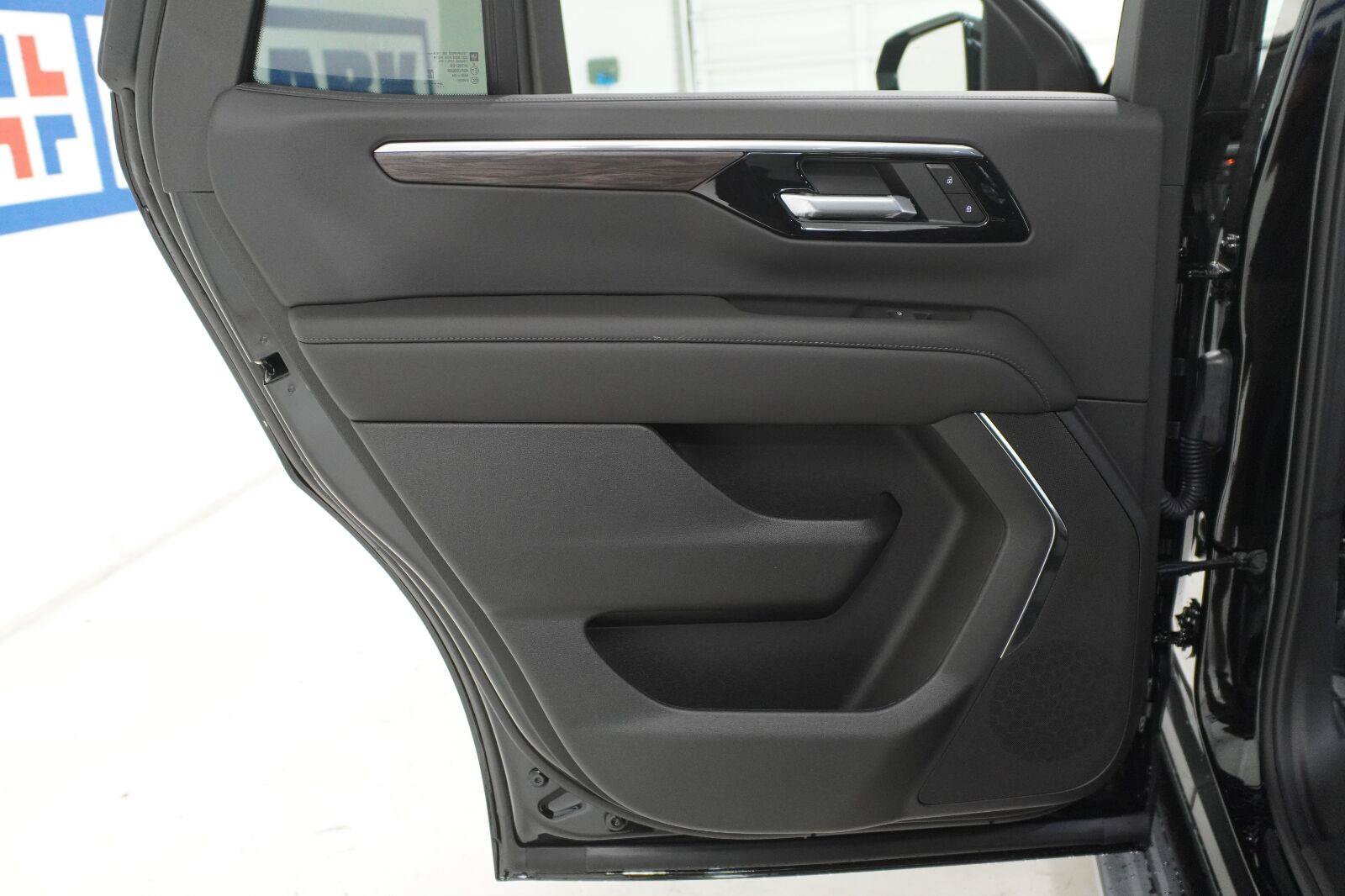 New 2026 Chevrolet Tahoe LS RWD image 31