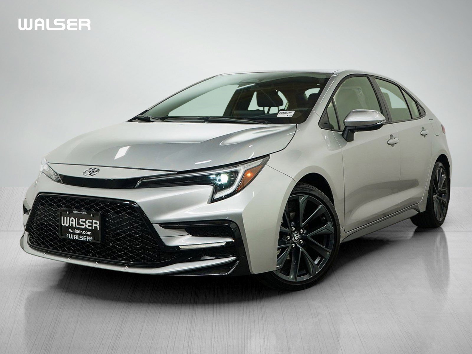 Used 2024 Toyota Corolla SE image 1