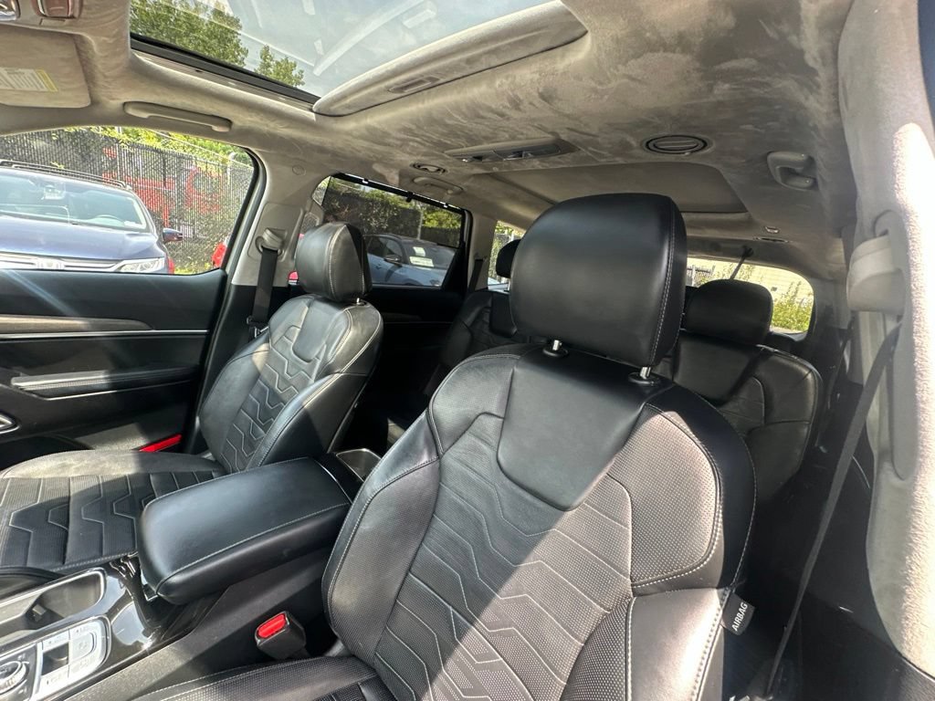 Used 2022 Kia Telluride SX w/ SX Prestige Package AWD/4WD image 10