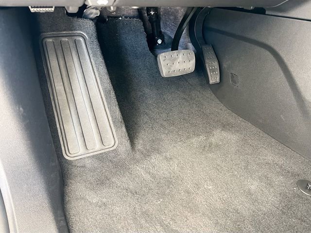 New 2026 GMC Acadia Elevation image 14