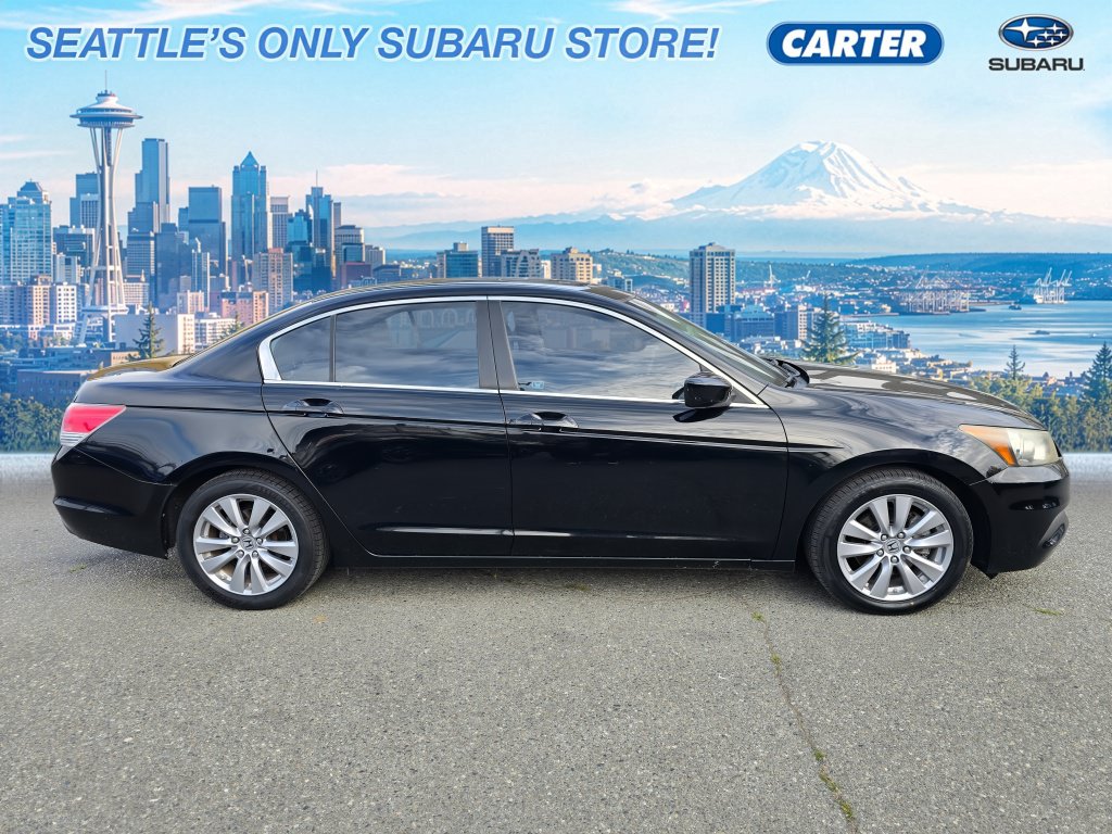 Used 2011 Honda Accord EX-L image 2